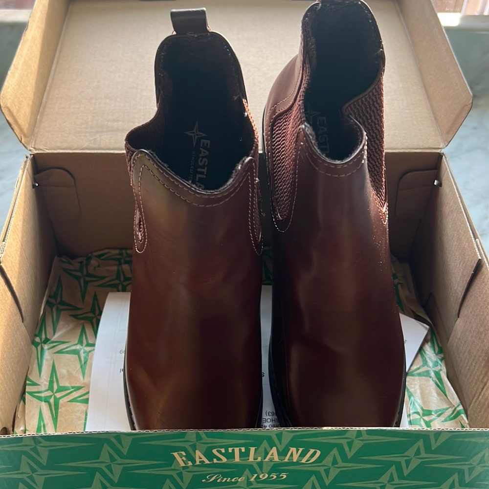 New Eastland “Jasmine Boot”